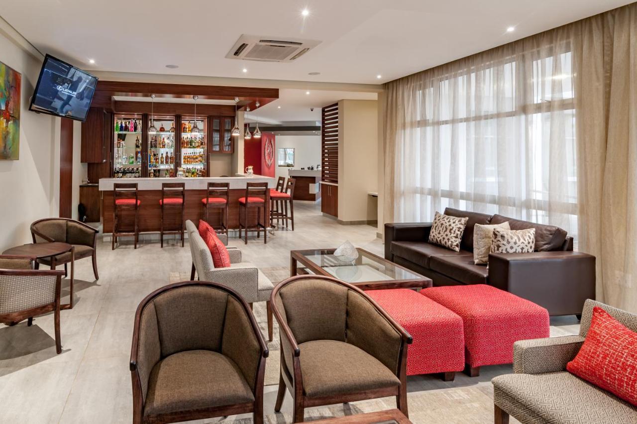Hotel Savoy And Conference Centre Mthatha Buitenkant foto