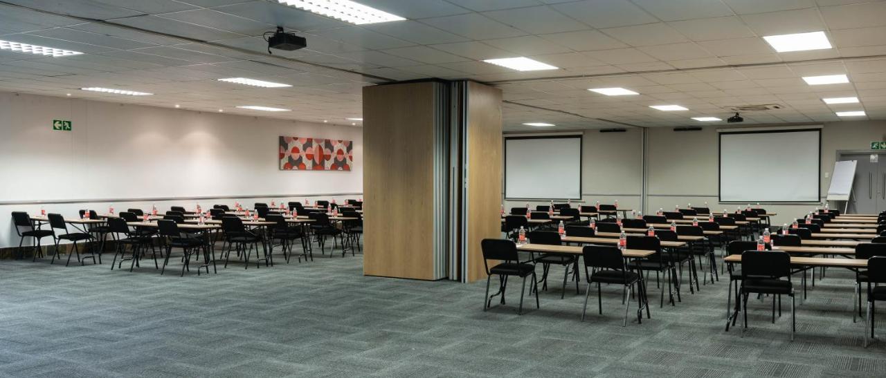 Hotel Savoy And Conference Centre Mthatha Buitenkant foto