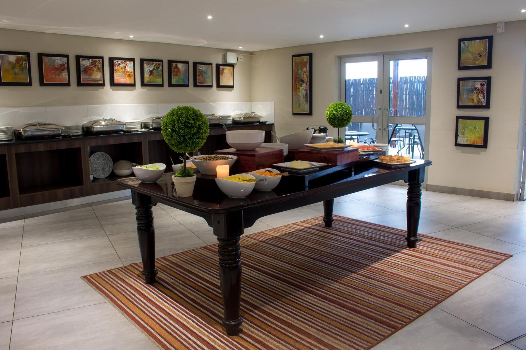 Hotel Savoy And Conference Centre Mthatha Buitenkant foto